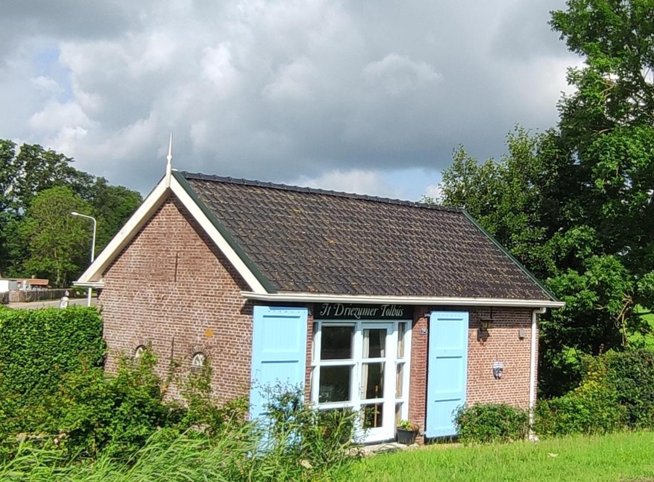 Het Driezumer Tolhuis Driesum Exterior photo